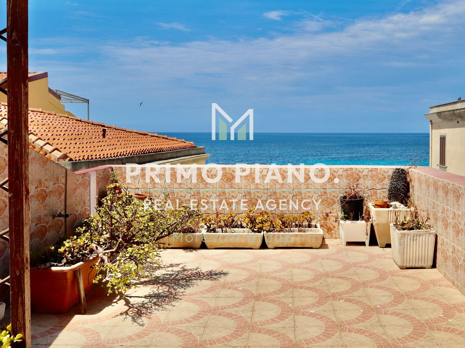 ALGHERO, Centro Storico | Appartamento su due livelli con terrazza vista mare