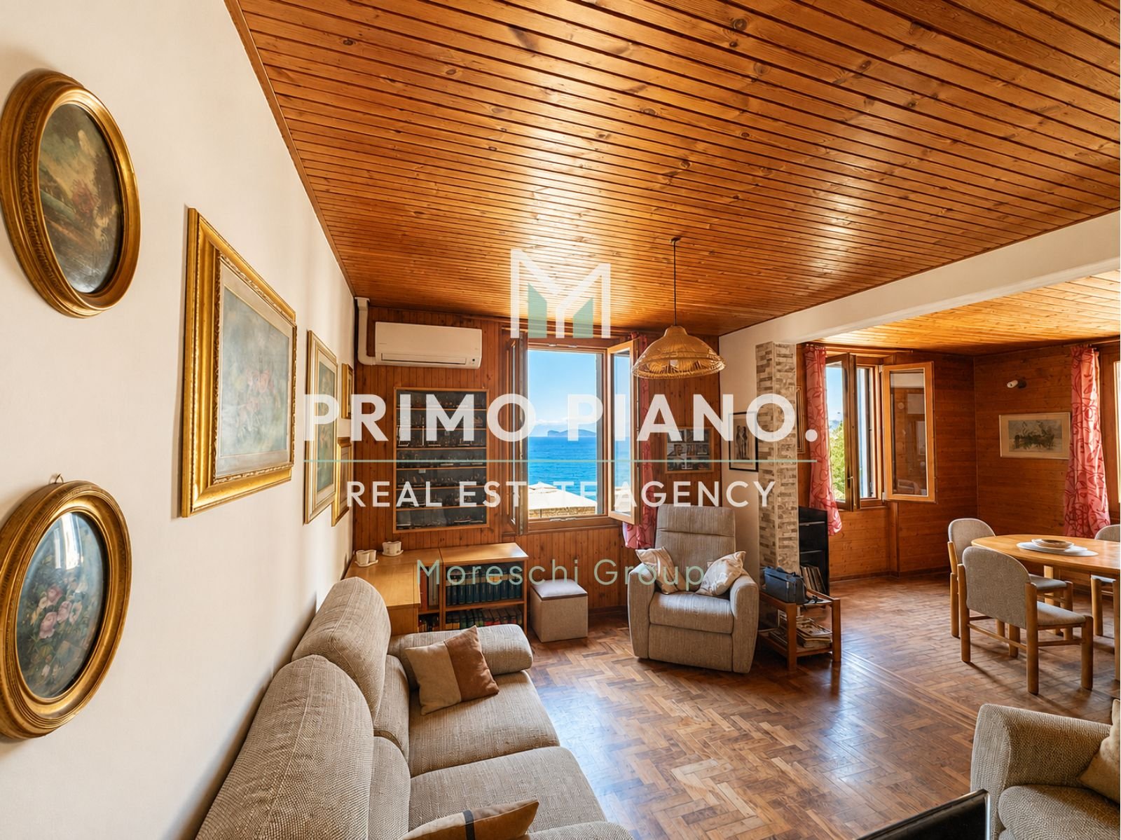ALGHERO, Centro Storico | Appartamento su due livelli con terrazza vista mare