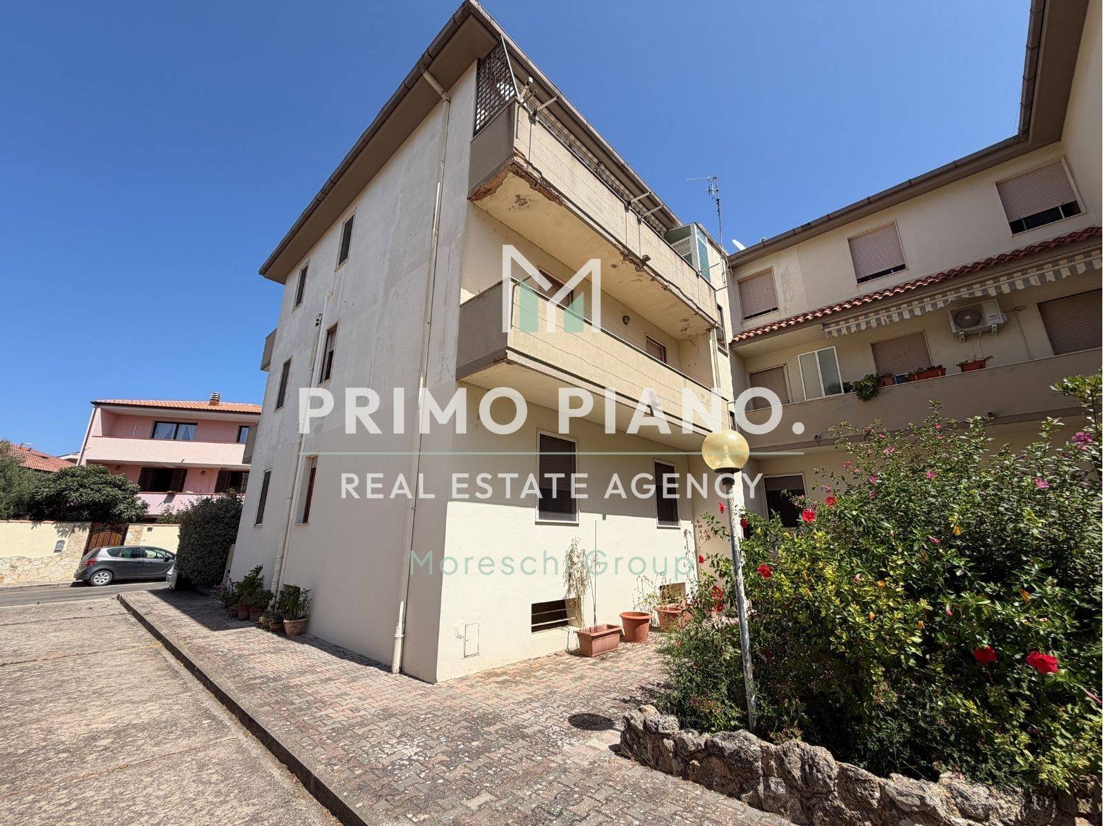 QUADRILOCALE IN ZONA CUNETTA